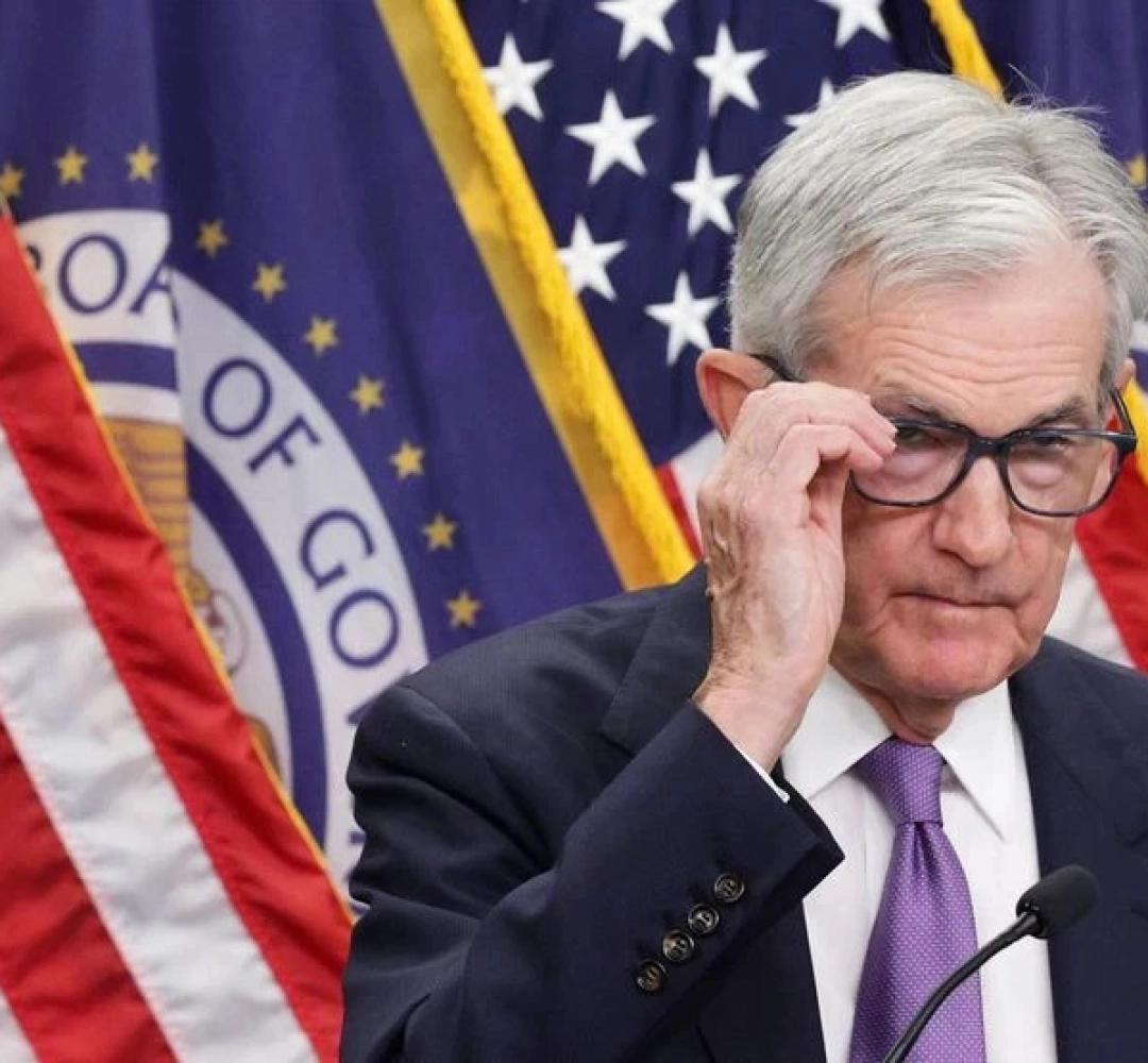 Bitcoin thủng mốc 71.000 USD, thị trường toàn cầu rung lắc khi Fed dự báo chỉ còn một lần giảm lãi suất trong năm 2026